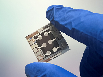 EL检测设备赋能钙钛矿产业化，精准破局光伏质检痛点